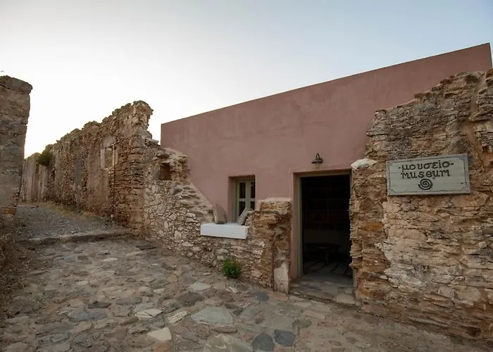 Renovated Old Traditional House *