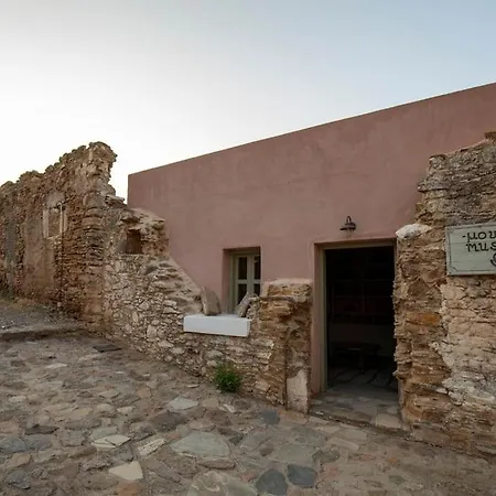 Renovated Old Traditional House *