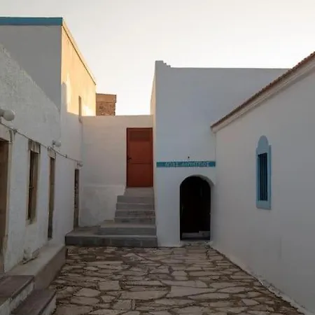 Renovated Old Traditional House *