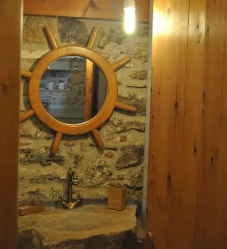 Renovated Old Traditional House Hébergement de vacances *