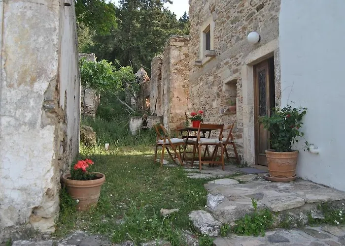 Hébergement de vacances Renovated Old Traditional House